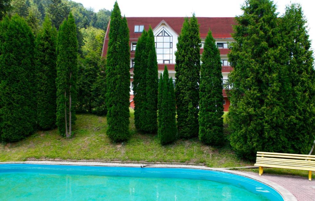 Perelka Natura Tour Hotel Cisna Esterno foto