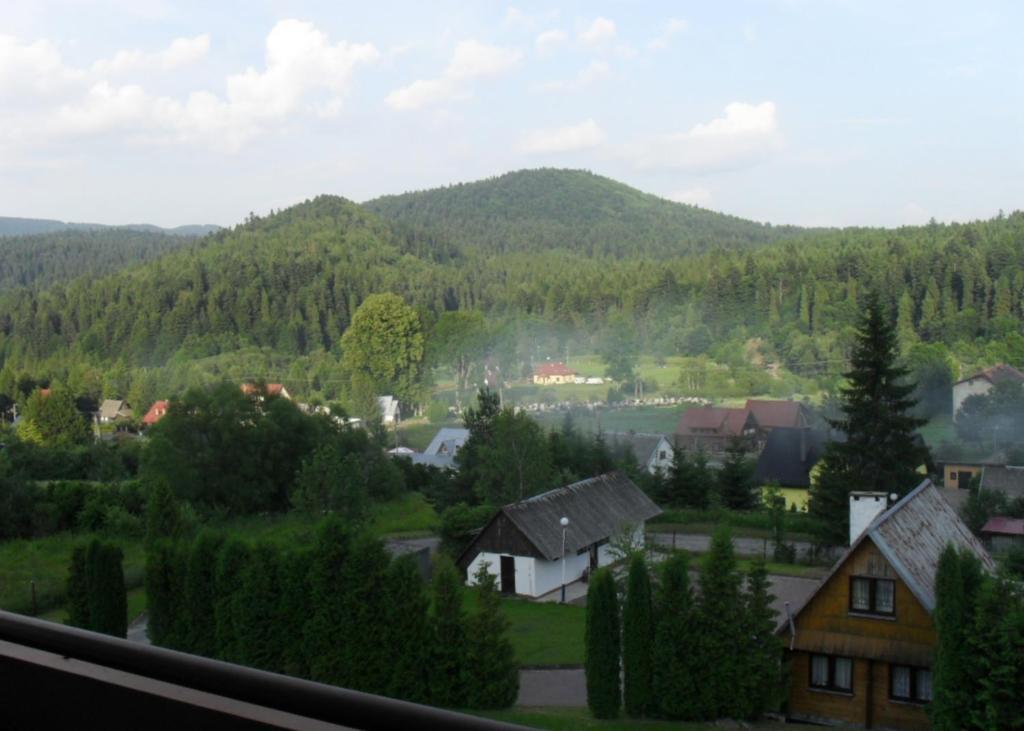 Perelka Natura Tour Hotel Cisna Esterno foto