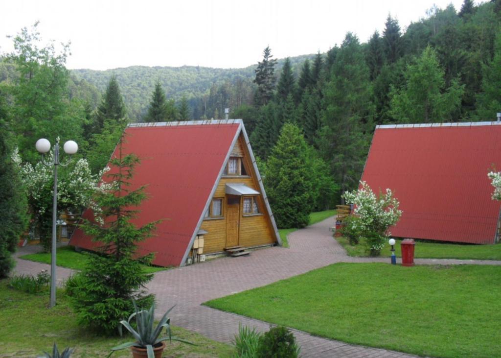 Perelka Natura Tour Hotel Cisna Esterno foto